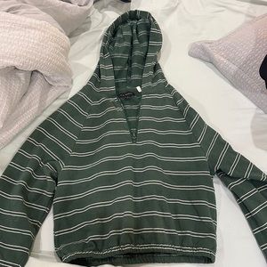 Green stripped cropped hoodie